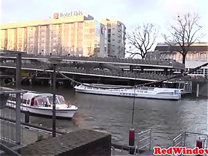 plus-size amsterdam super-bitch nailed by customer